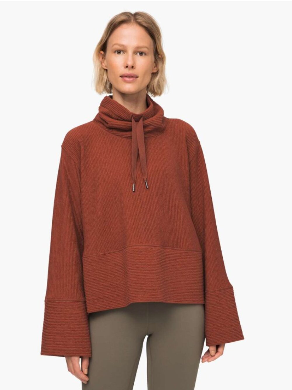 Lululemon Retreat Yourself Pullover in Heathered Rustic Clay Size M